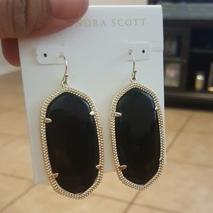 Kendra Scott Danielle earrings